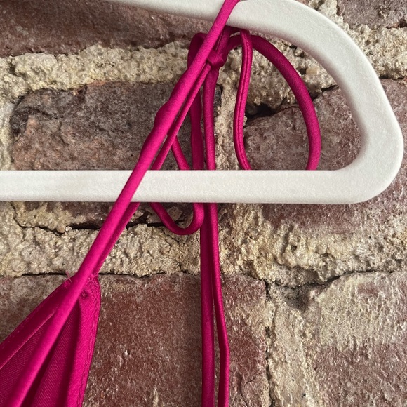 Dress - Picture 4 of 6